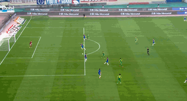  沃尔夫斯堡防守反击战术斩获三连胜  