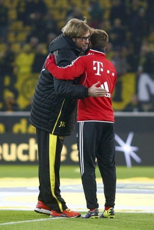  诺伊尔神扑救主拜仁客场险胜门兴队