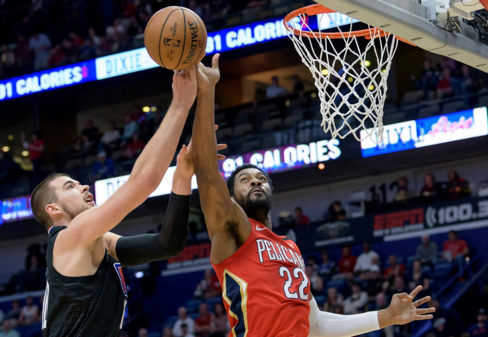  戈贝尔盖帽盛宴，爵士力克鹈鹕捍卫主场尊严